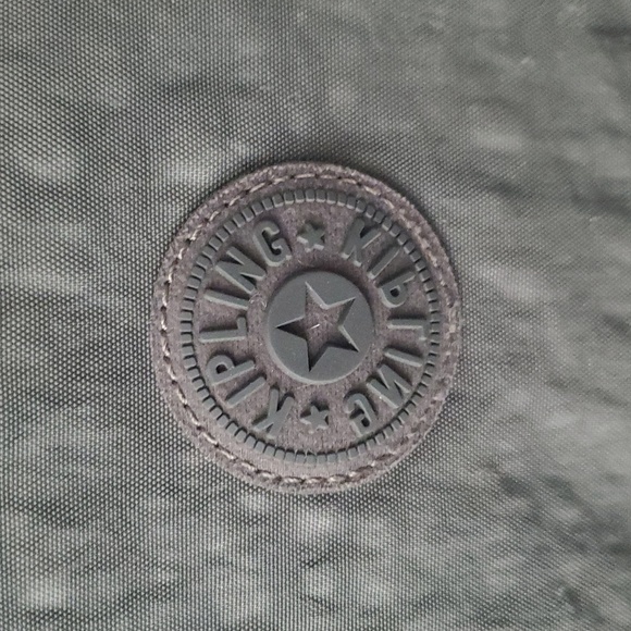 Backpack - Picture 6 of 9